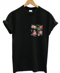 Roses pocket print t-shirt