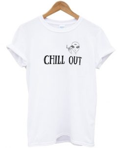 Chill Out Smoking Alien T-Shirt